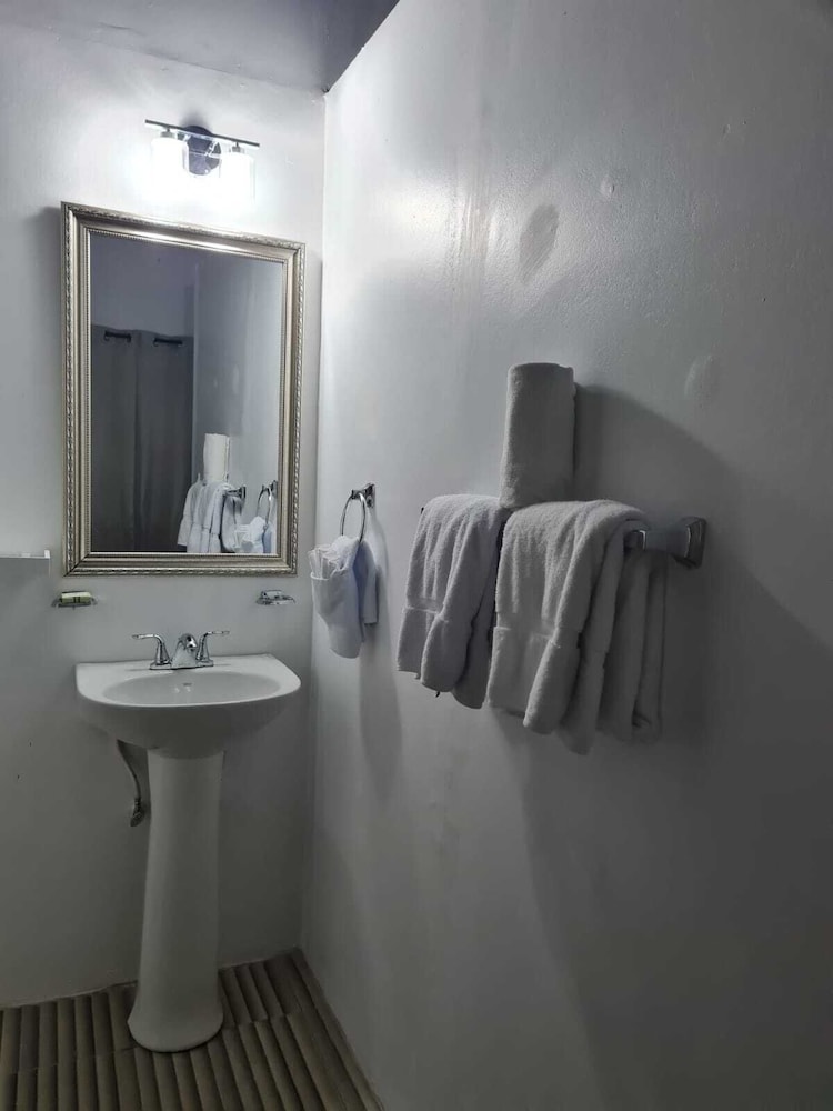 

Roma - Montego Bay - Sky Beach Rooms
