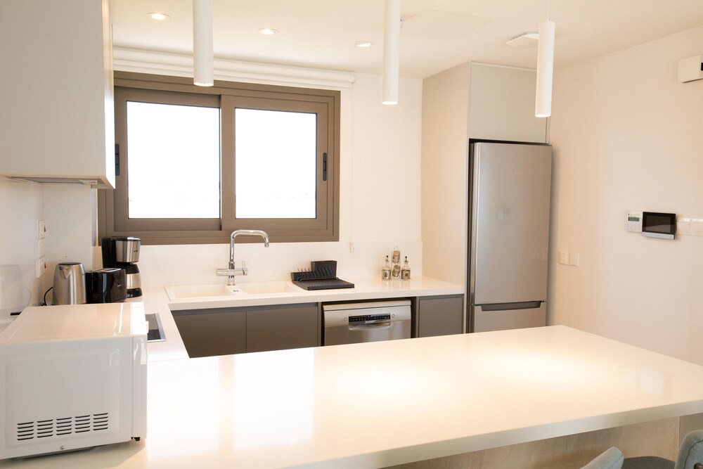 

Torino - Mazotos - Phaedrus Living: Serenity Waves Villas No.2