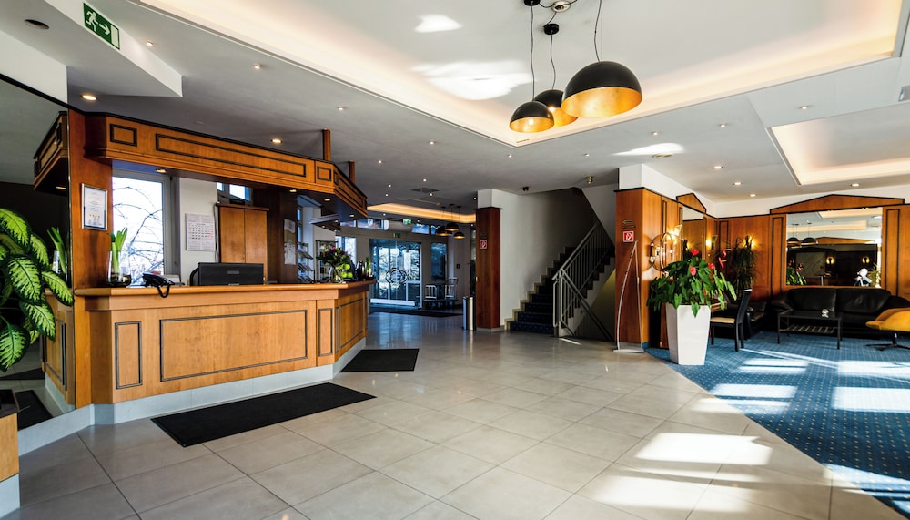 

Roma - Tübingen - Hotel Fortuna Reutlingen-Tübingen