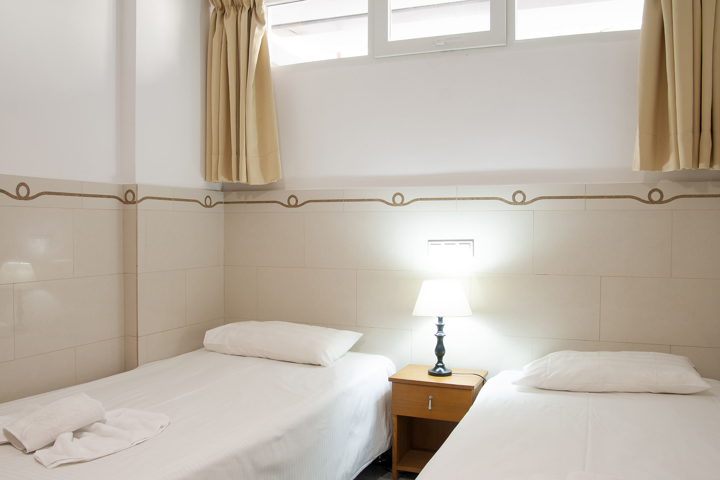 

Genova - Playa del Cura - Aparthotel Maracaibo
