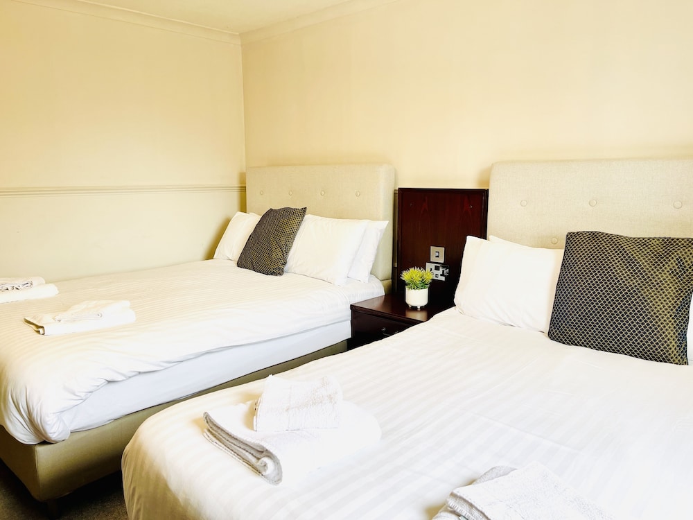 

Roma - Perth - The Lovat Hotel