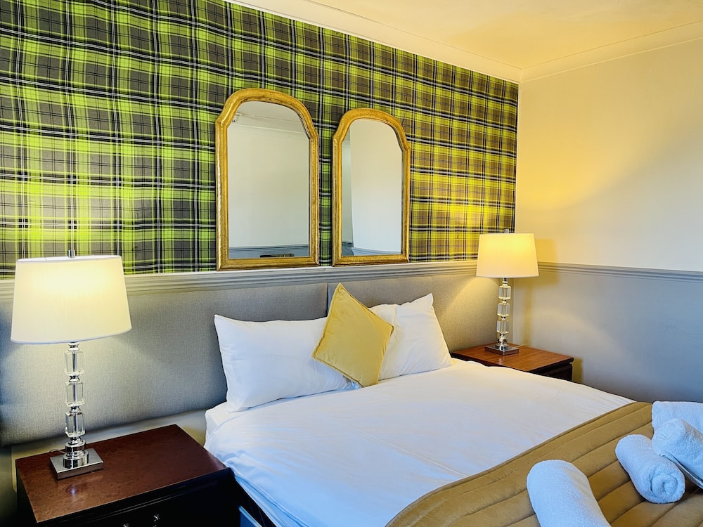 

Roma - Perth - The Lovat Hotel