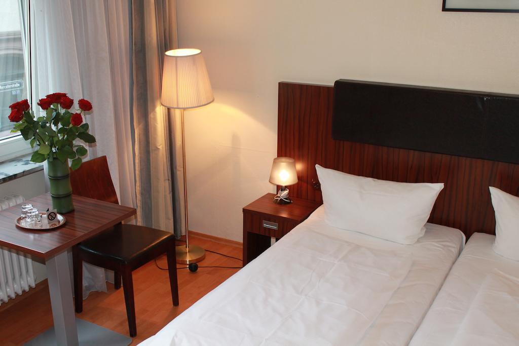 

Roma - Francoforte sul Meno - City Hotel Mercator