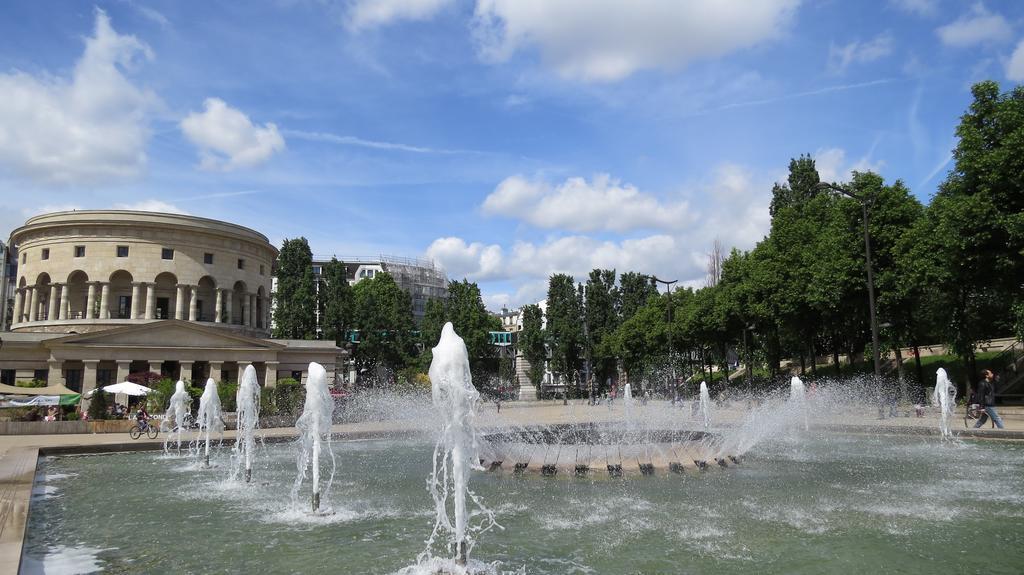 

Firenze - Courbevoie - Hôtel de Bellevue Paris Gare du Nord