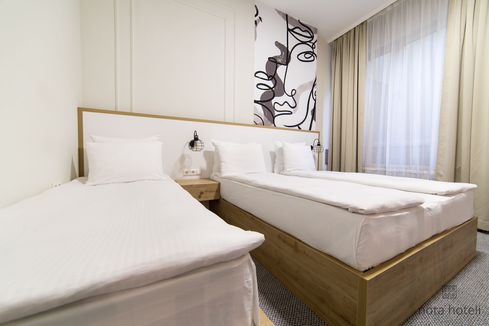 

Venezia - Sarajevo - Hotel Sahat