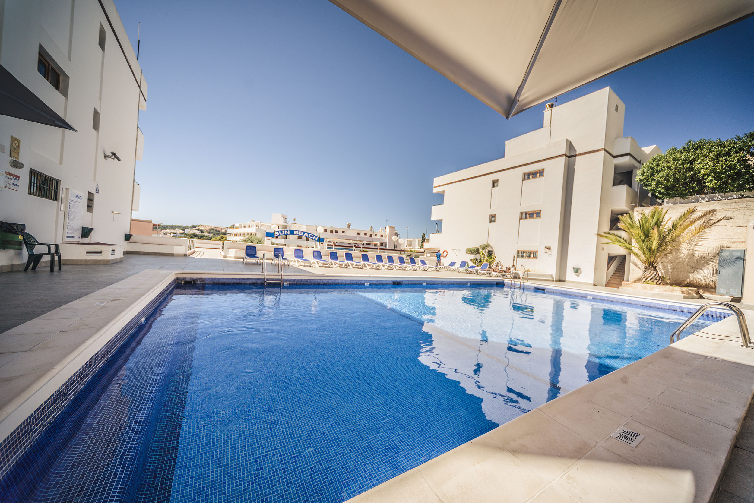

Milano - Camp de Mar - Sun Beach