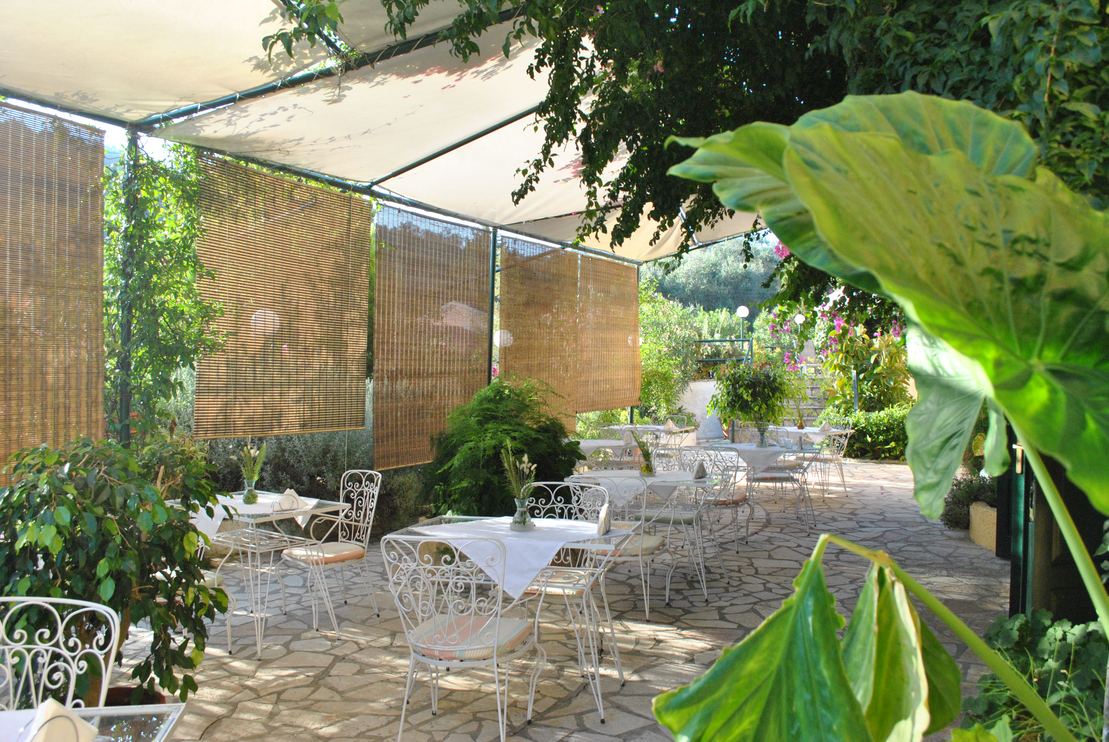 

Catania - Agios Georgios, Corfú - Hotel Helios Splendid