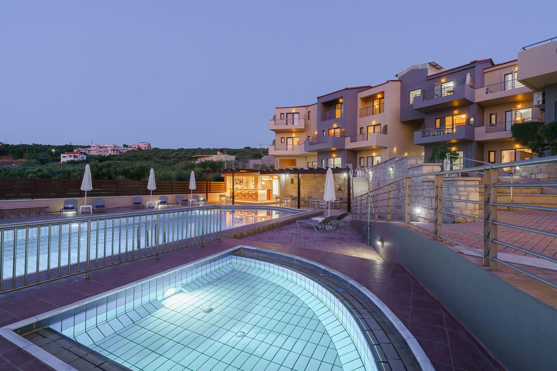 

Bari - Kalyves - Sunrise Suites & Apartments
