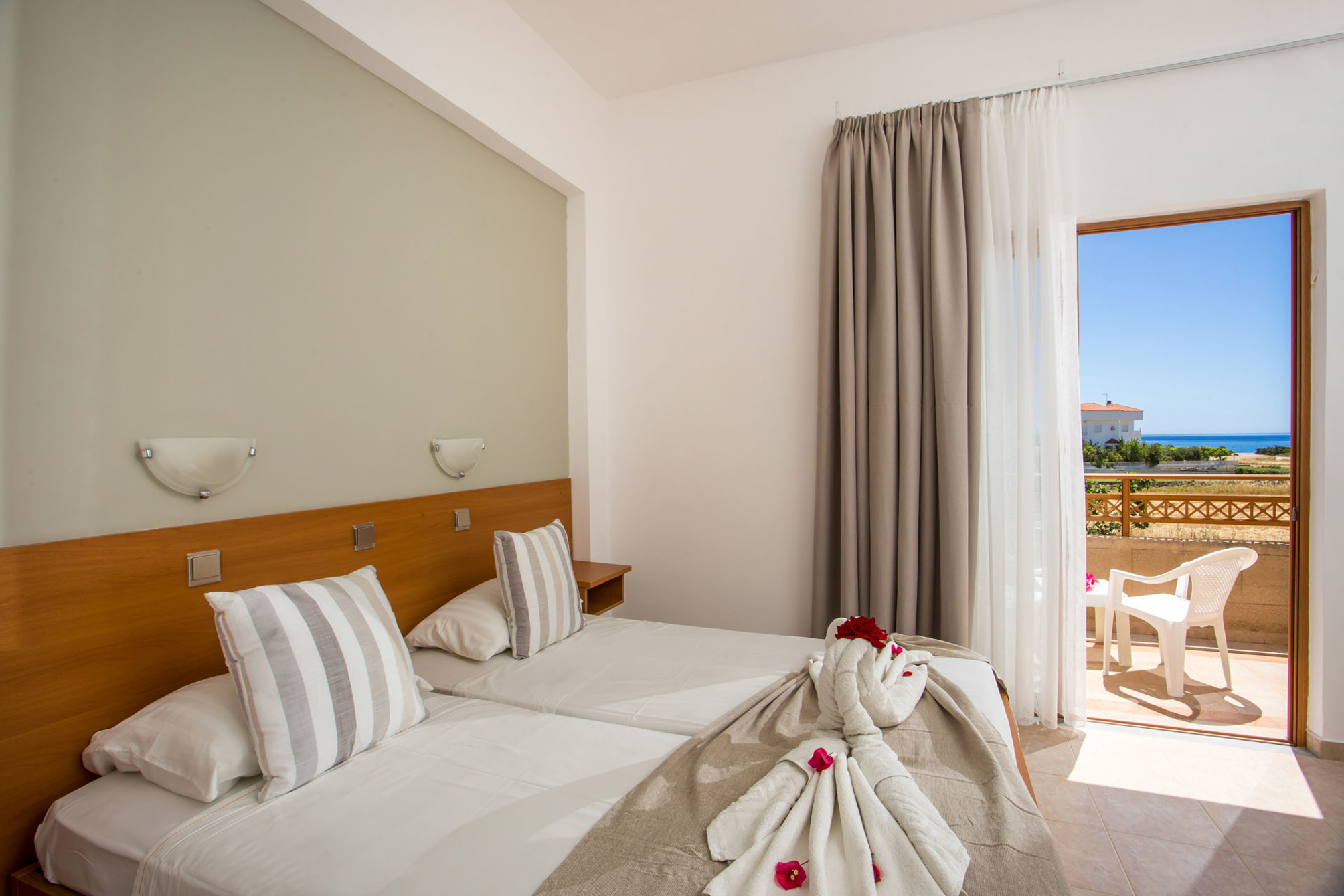 

Napoli - Lakhania - Ledras Beach Hotel