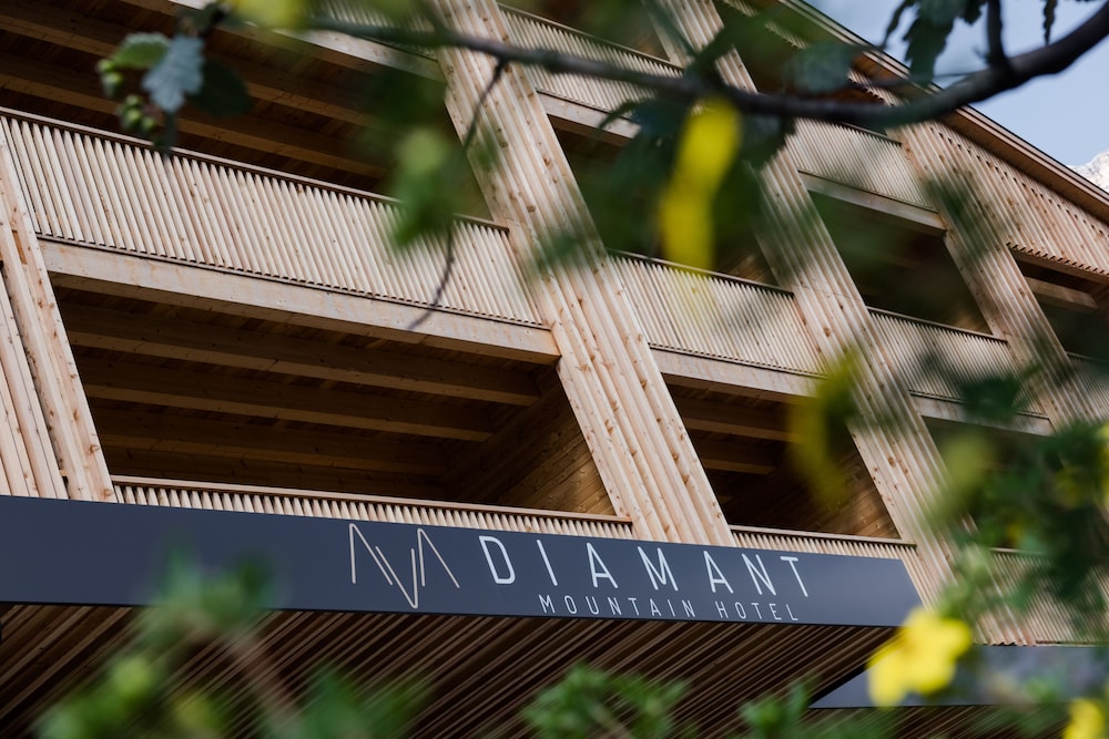 

Roma - Selva di Val Gardena, Montagna Italia - Hotel Diamant