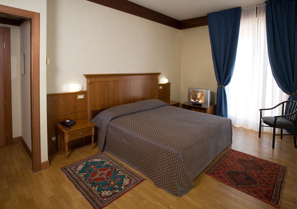 

Milano - Rimini - Hotel Bellevue
