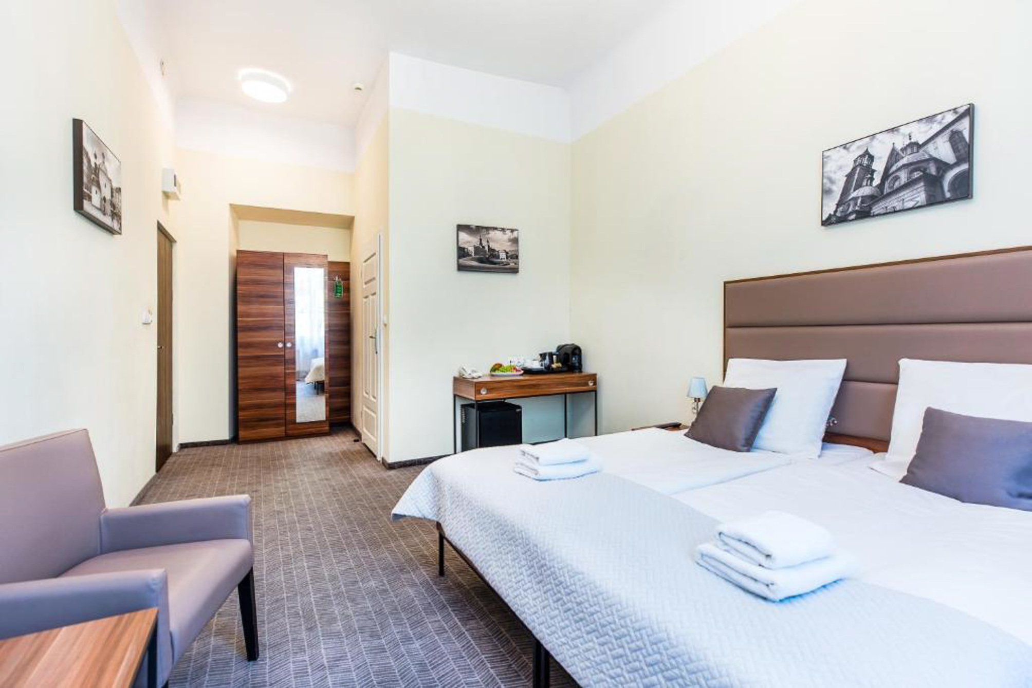 Standard double room