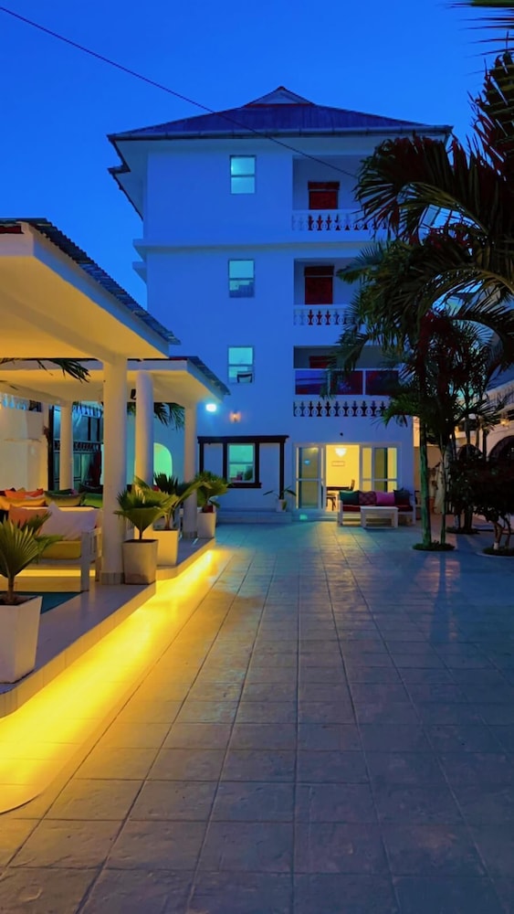 

Roma - Ukunda - Bali Luxury Apartments