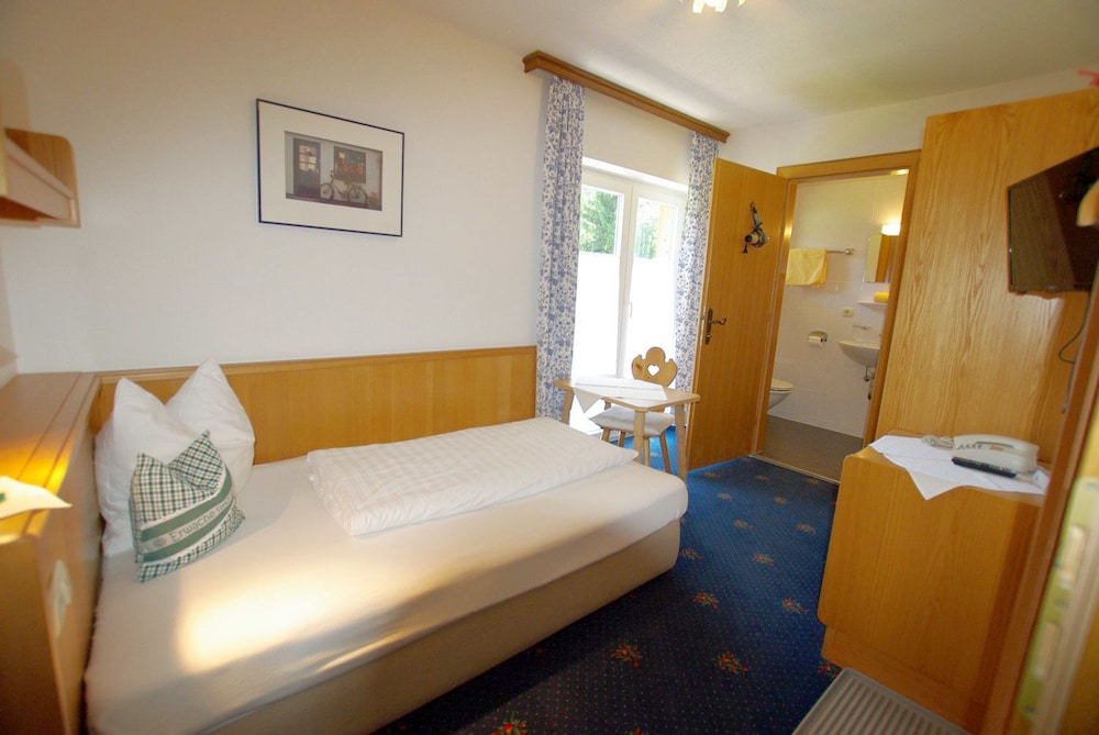 

Firenze - Kitzbühel - Hotel-Pension Heike