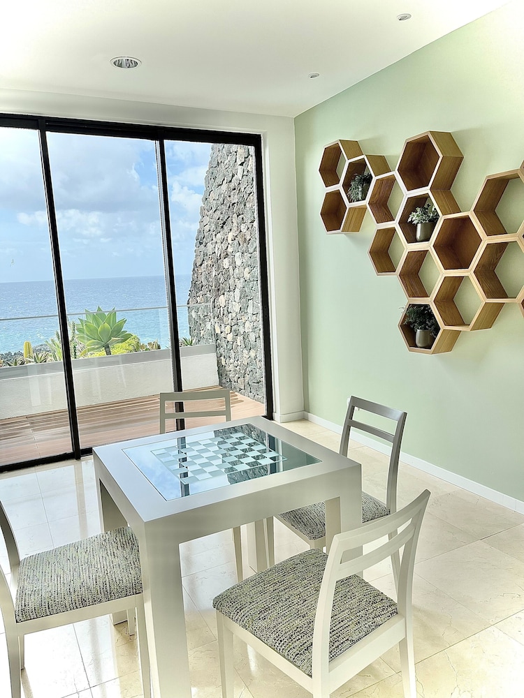 

Roma - Vila Franca do Campo - Caloura Hotel Resort