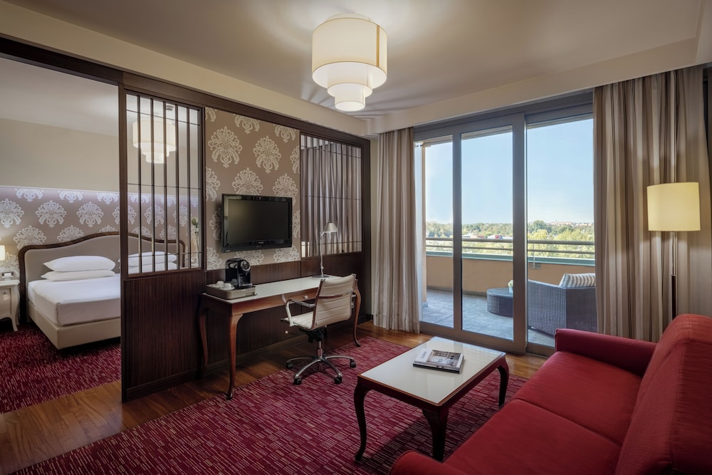 

Napoli - Lainate - UNAHOTELS Expo Fiera Milano