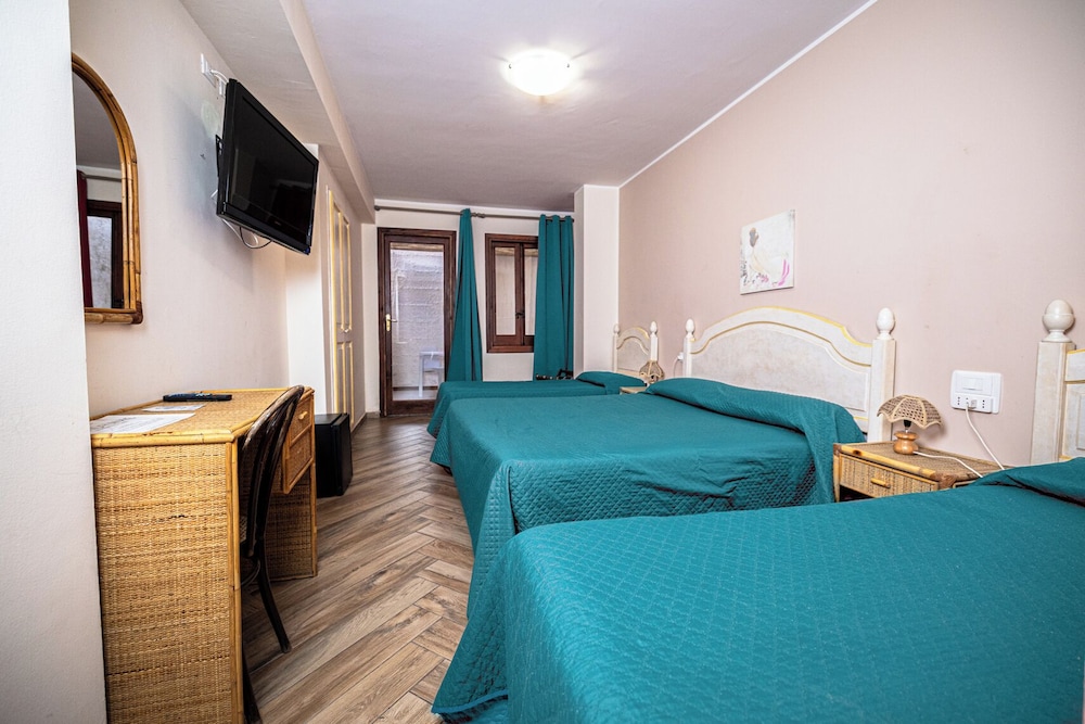 

Pisa - Marinella di Selinunte - La Rosa Hotel - Selinunte