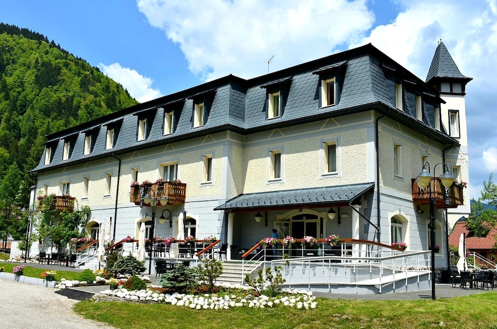 

Catania - Tarvisio - Hotel Saisera
