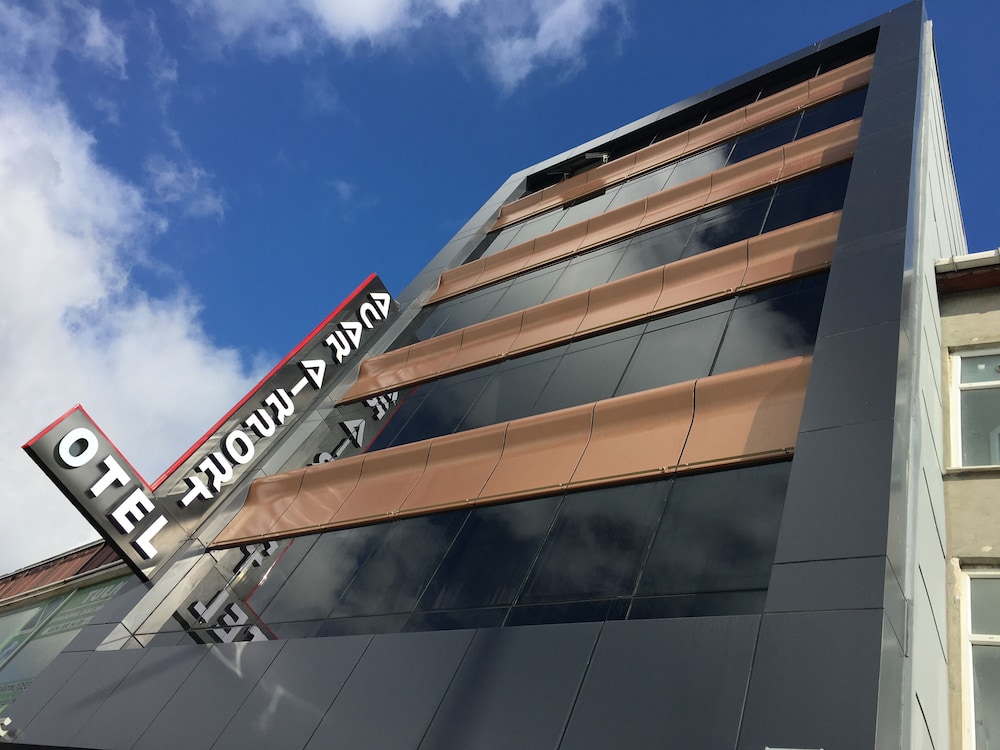 

Napoli - Istanbul - Acar Airport Hotel Plus