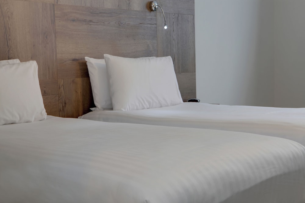 

Napoli - Watford - Best Western White House Hotel