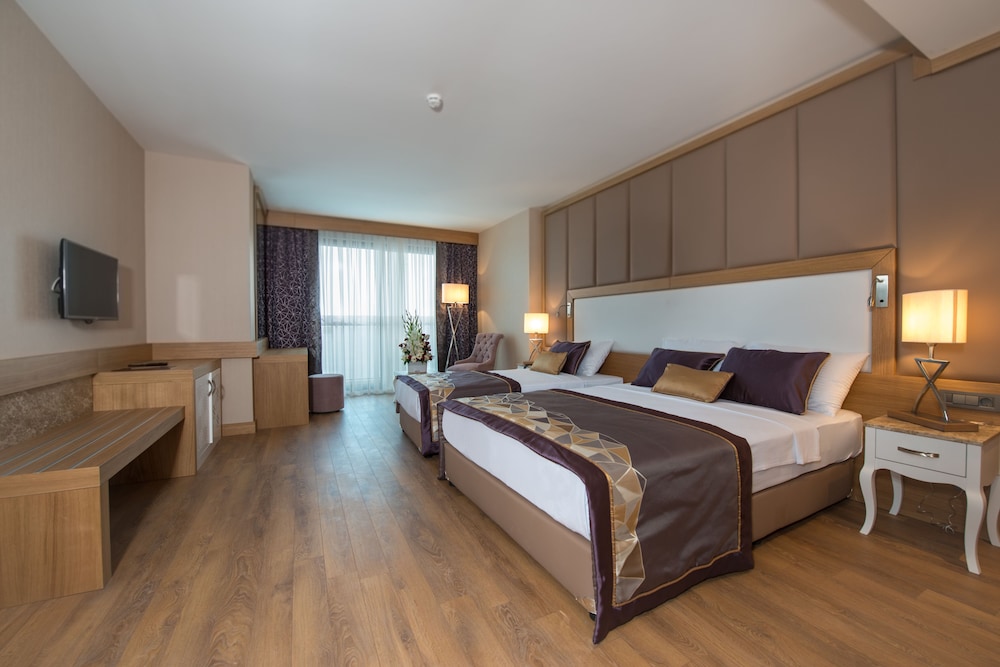 

Torino - Turkler - Sirius Deluxe Hotel