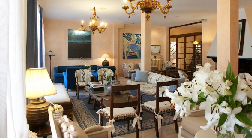 

Palermo - Puerto de Andratx - Hotel Bahia