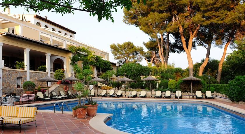 

Bari - Puerto de Andratx - Hotel Bahia