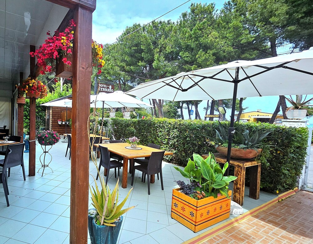 

Milano - Montesilvano - Hotel Cerrano