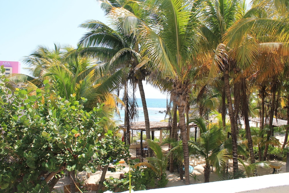 

Catania - Isla Mujeres - Hotel Villa Kiin