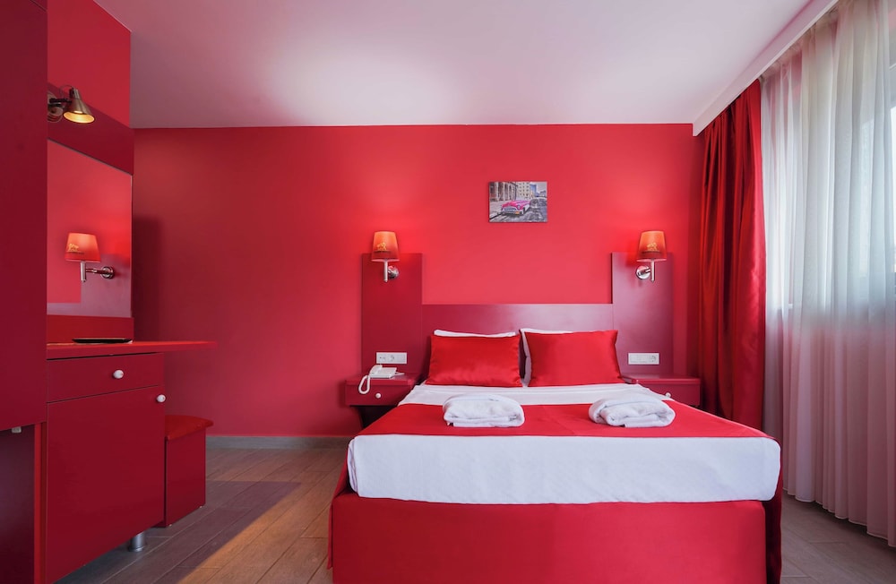 

Napoli - Alanya - Avlion Boutique Hotel