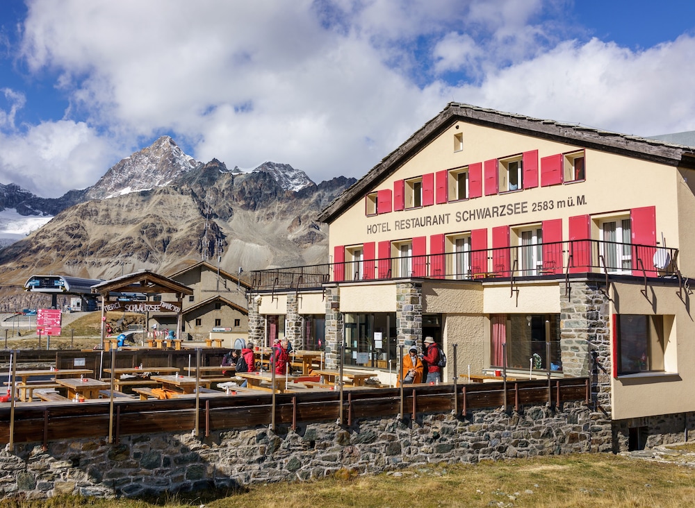 

Napoli - Zermatt - Hotel Schwarzsee