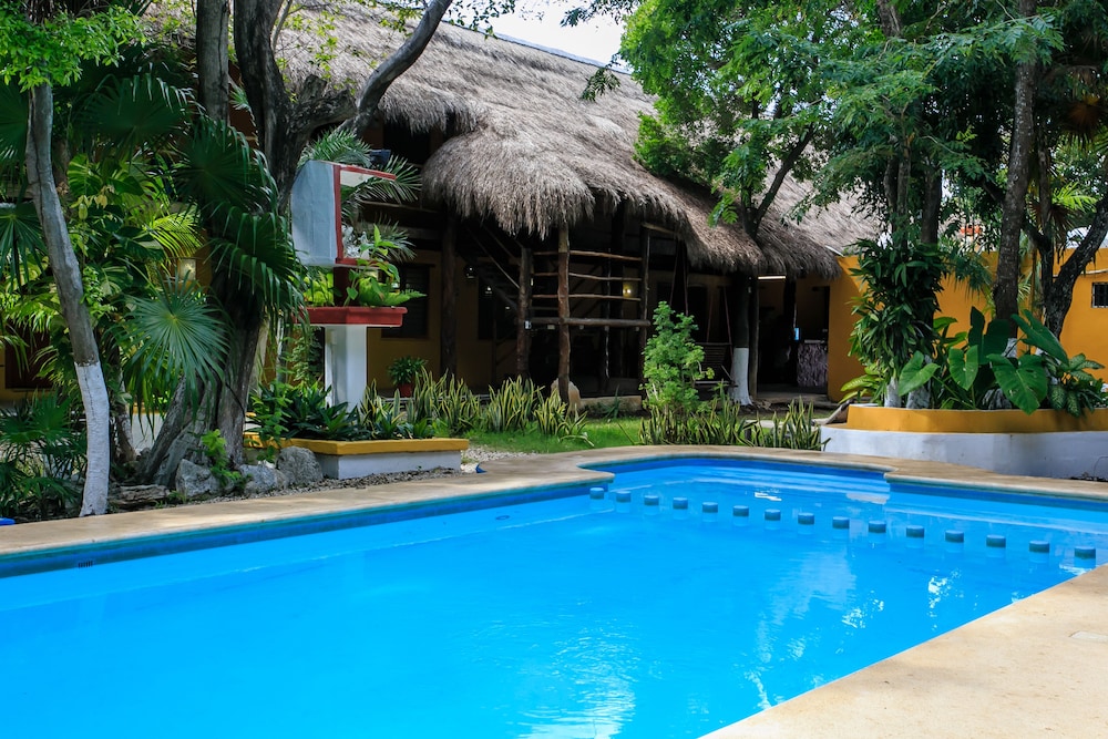 

Roma - Playa del Carmen - Koox City Garden Hotel