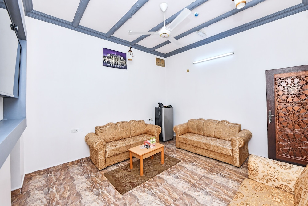 

Milano - Mussanah - OYO 139 Al Ghadeer Hotel Apartments