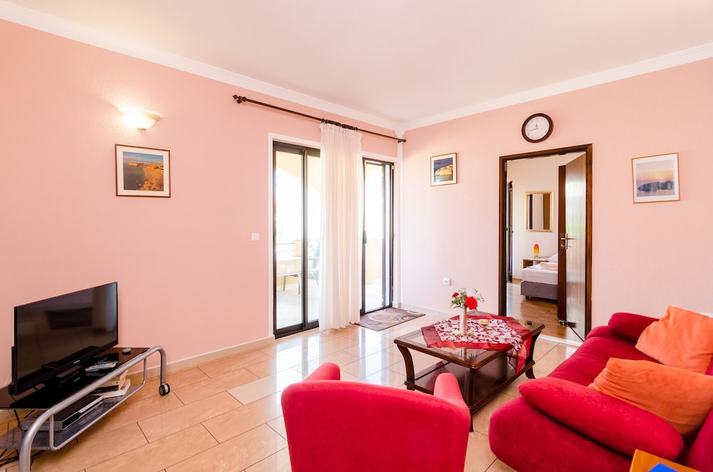 

Roma - Čilipi - Guesthouse Somnium