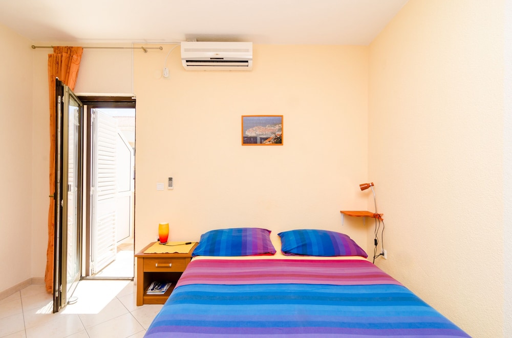 

Roma - Čilipi - Guesthouse Somnium