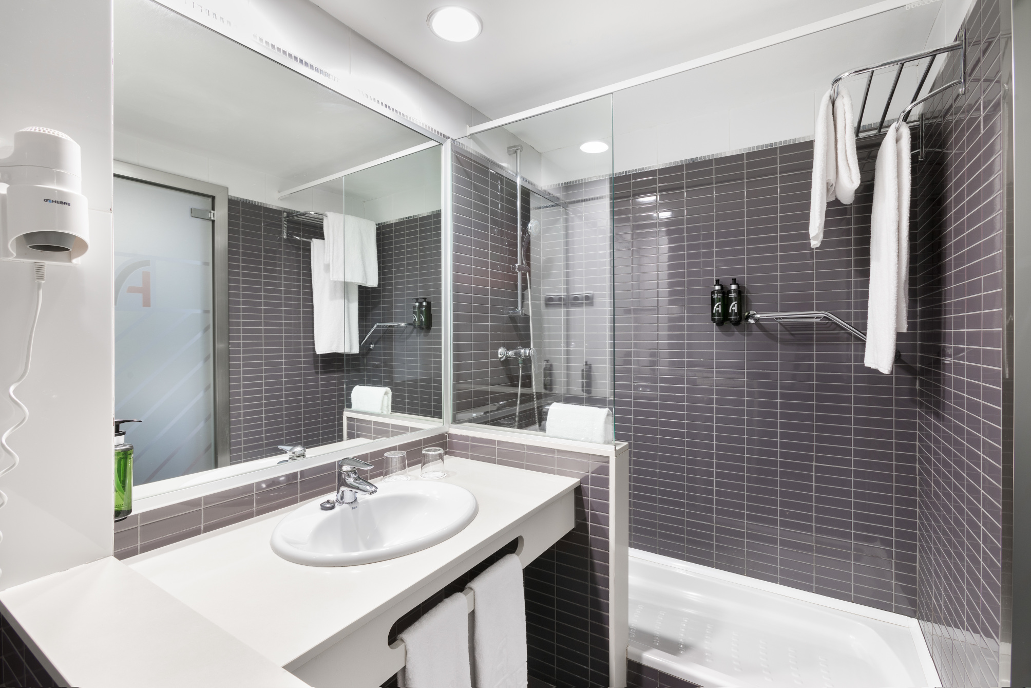 

Genova - Castelldefels - Alexandre Hotel Frontair Congress