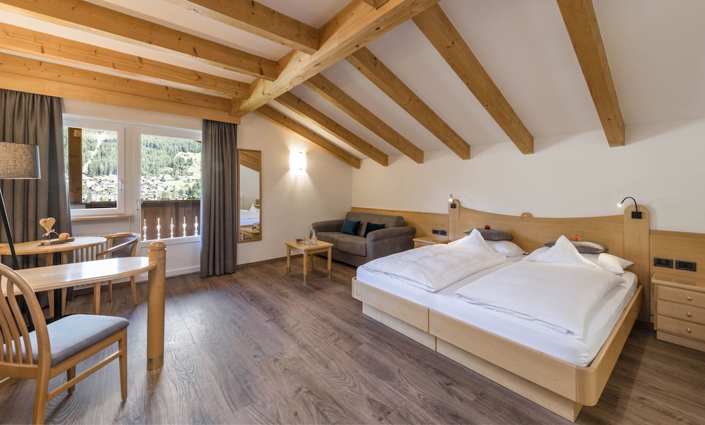 

Milano - Alpe di Siusi - Rainell Dolomites Retreat