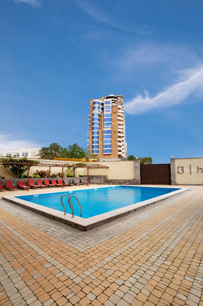 

Roma - Yerevan - Bien hotel