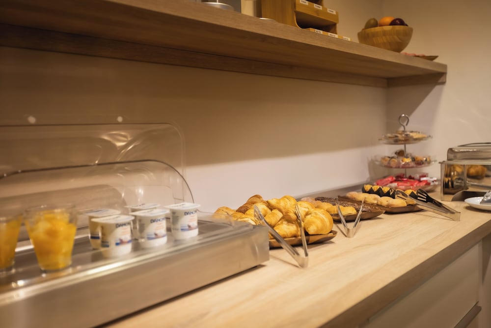 

Napoli - Torremolinos - Hotel Zen Airport