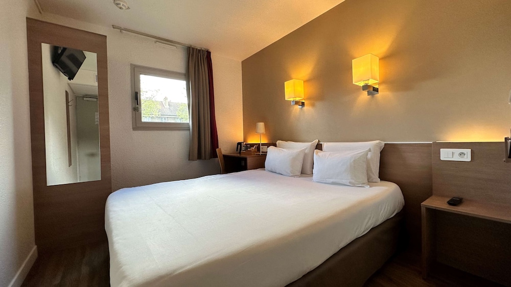 

Pisa - Aulnay-sous-Bois - Kyriad Le Bourget Centre- Parc Des Expositions