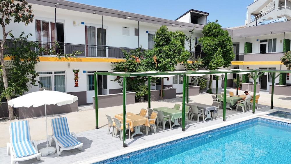 

Milano - Manavgat - Hillside Apart House