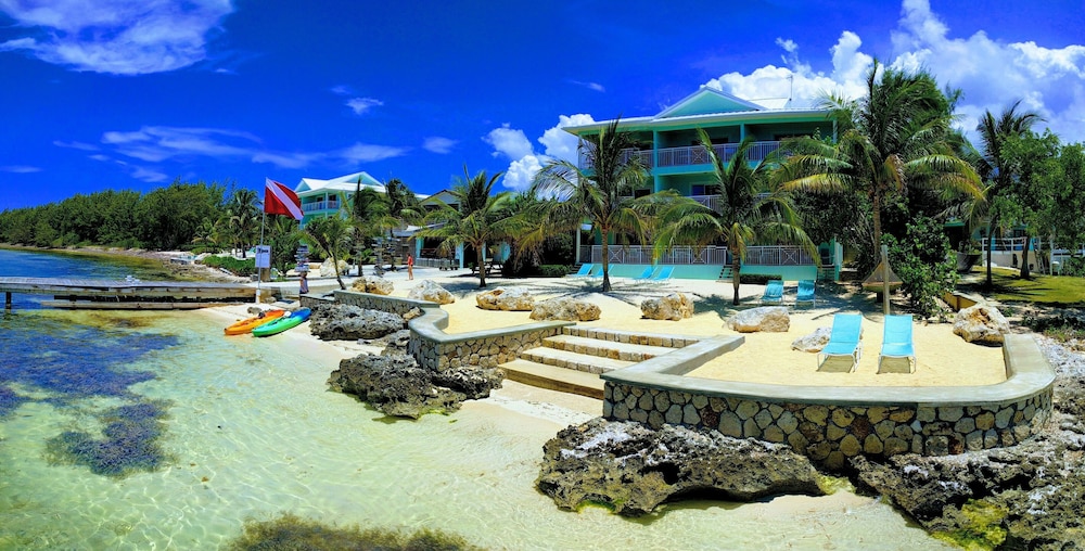 

Milano - Grand Cayman, Caraibi - Compass Point Dive Resort
