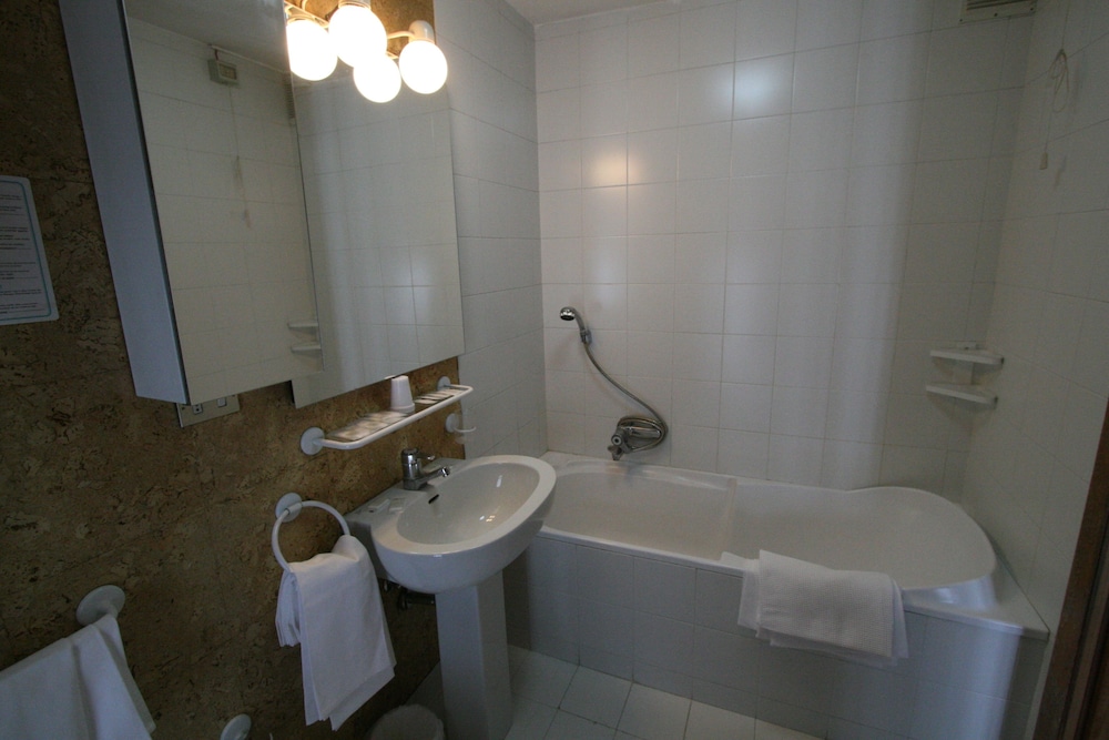 

Cagliari - Cervinia - Hotel lo Stambecco
