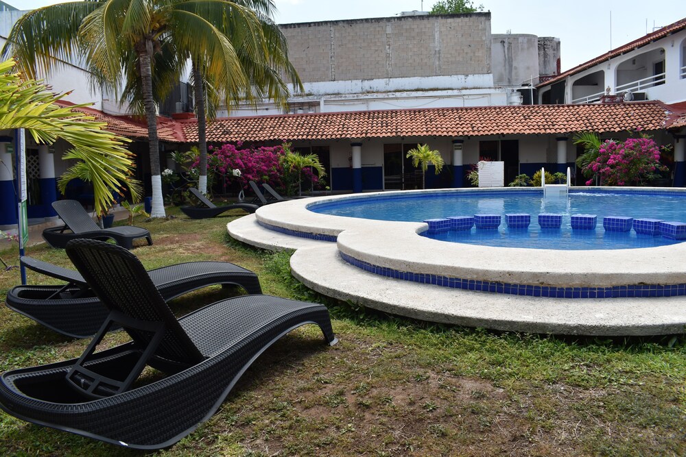 

Catania - Isla Mujeres - Hotel Plaza Almendros, Isla Mujeres