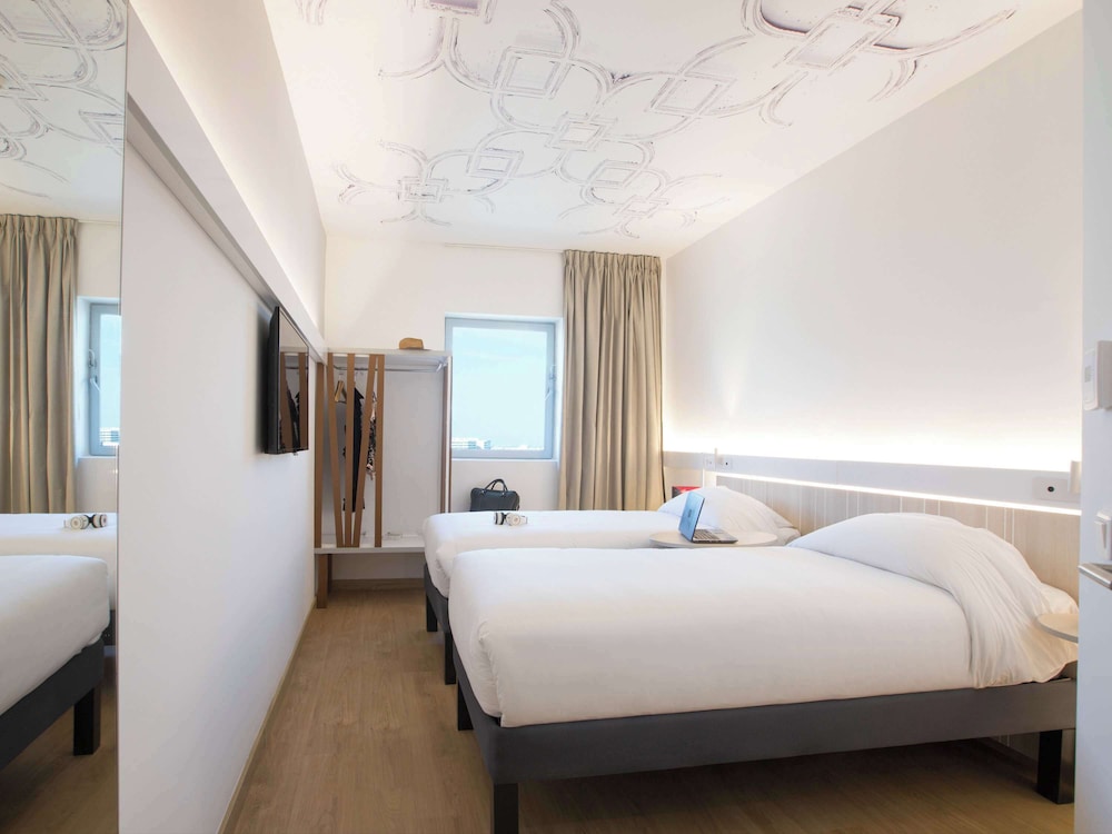 

Milano - Casablanca - Ibis Abdelmoumen Casa Centre