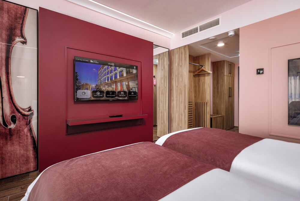 

Brindisi - St Paul's Bay - Vivaldi Hotel