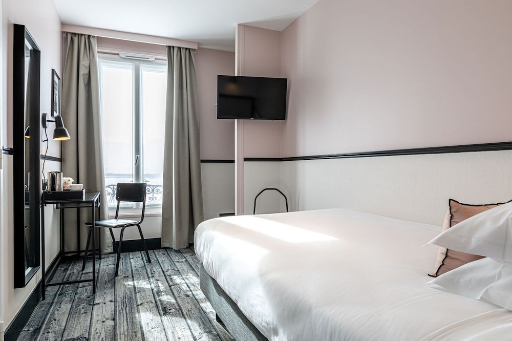 

Cagliari - Bagnolet - Hotel de l'Aqueduc