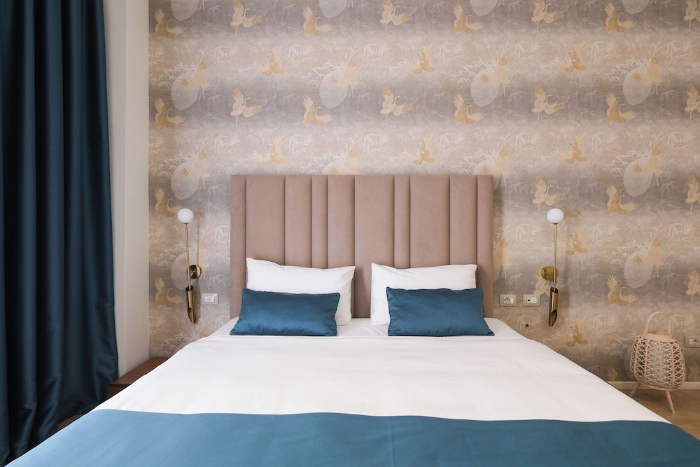 

Brindisi - Tirana - Golden City Hotel & Spa