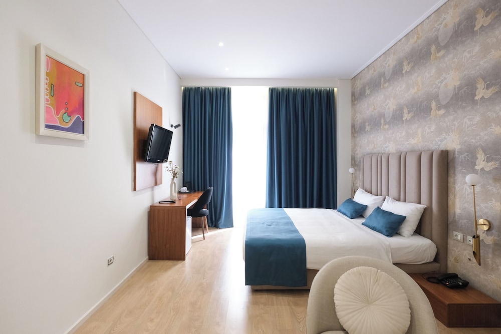 

Pescara - Tirana - Golden City Hotel & Spa