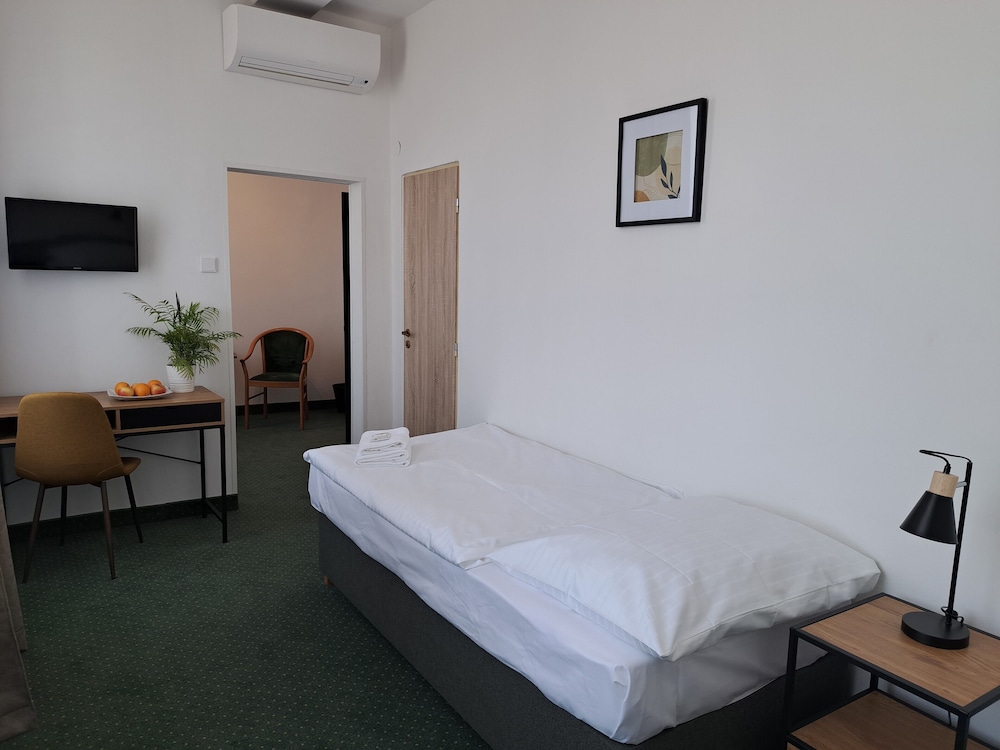 

Brindisi - Praga - Hotel Legie